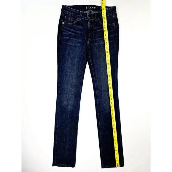 Spanx Size 24X33 Women's The Slim-X Straight Blue Denim Red Rivet Logo Jeans - Picture 13 of 13